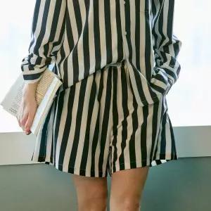 [보리보리/마밤]메종라운지 라이트핏 여성 잠옷 반바지 파자마 쇼츠 문네이비