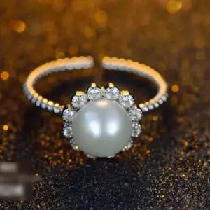 실버 꽃모양 진주 포인트 반지 반지선물 우아한반지 큐빅진주반지 화려한반지 여자예쁜반지
