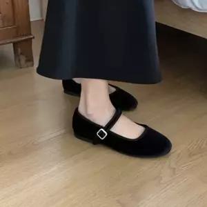 하객 룩 여성 결혼식 패션 스커트 단화 메리제인 슈즈 (WFKKD3J)