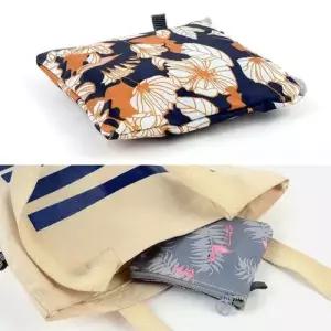 지퍼형 디자인 생리대 파우치 보관함 디자인랜덤 1개 WCDF18C