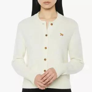 [메종키츠네] 25FW 베이비 폭스 램스울 피티드 가디건 에크루 PW00506KT1006 0383