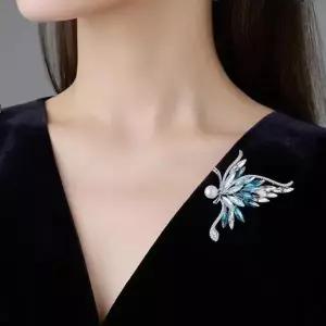 크리스탈 블루 부토니에 쉘진주 브로치 나비 지르코니아 호접