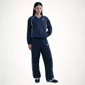 [나이키] 스포츠웨어 윈드러너 여성 풀오버 - 410 IM7448 1642525