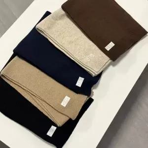 [다잇템] 여자 코디 숄니트 클래식 남자 울 숄더 가디건