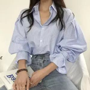 벌룬 소매 셔츠 카라 루즈핏 블라우스 WFLX6IW