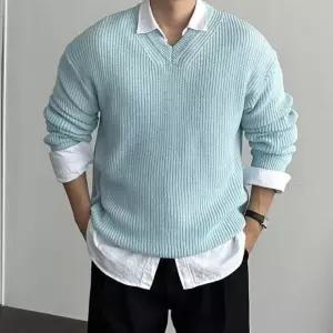 남자브이넥니트 남성하늘색니트 어깨넓어보이는니트