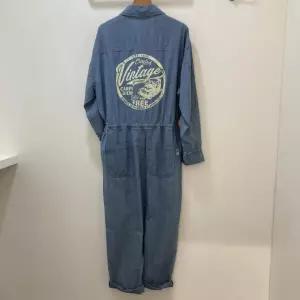 JEEP  여성 전용 데님 카라넥 점프수트 오버롤__A JN2OPF901_