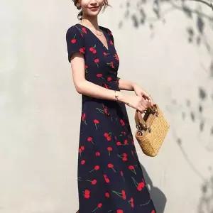 [오노마] ONM 여자 여름 데이트 룩 브이넥 반팔 원피스 코디 패션 (S14214655)