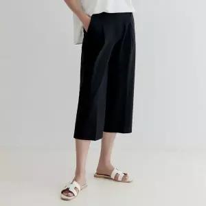 [하프클럽/]패어 링클 핀턱 7부 팬츠