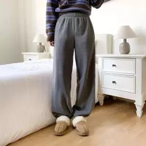 [다잇템] 여성 보온 와이드핏 고무줄 트랙수트 팬츠_24047329_588872