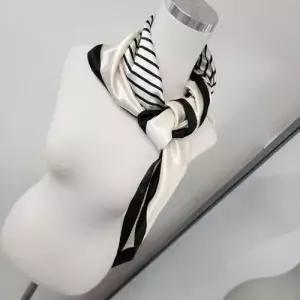 럭셔리 간절기 새틴 롱스카프 WEFCB0C