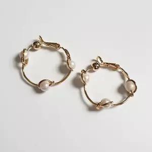 매듭진주링 귀걸이 귀찌 귀찌 여자귀걸이 여성귀걸이 여성이어링