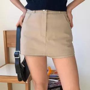 마이크로 숏팬츠 슬림핏 레이어드 스판 치마바지