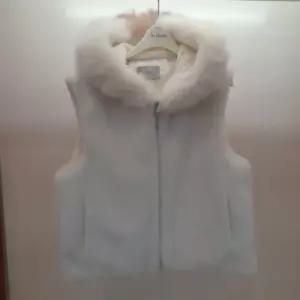 라티움 Destijl HC06 프리미엄 페이크퍼 밍크 집업 후드조끼 베스트 D2554vt01I 42571997 1119076