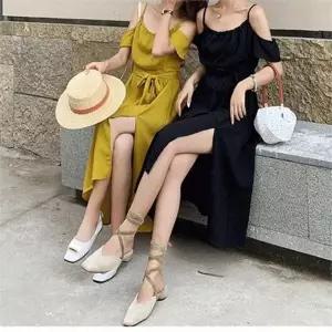 [오노마] ONM 유니크한 어깨트임 허리리본 포인트 플레어 원피스 (S8822430)