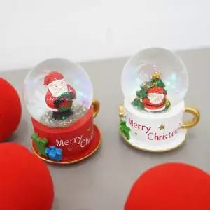 [텐바이텐]컵모양 크리스마스 워터볼 산타 스노우볼