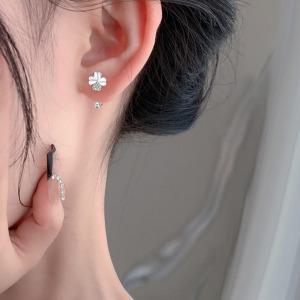 925실버 네잎클로버 꽃 큐빅 피어싱 귀걸이 