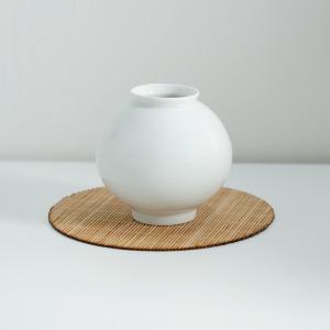 수공예 순백자 미니 달항아리 유광 1호 7cm 돌상 소품 화병 풍수지리