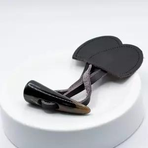 토글단추 예쁜 떡볶이코트 나무 뿔 이쁜 외투 검정 우드 막대 부자재