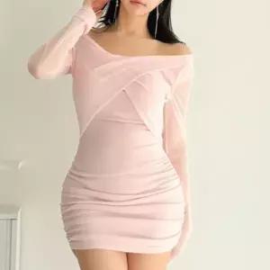 [하프클럽/]여성 볼드숄더 랩 비침 원피스