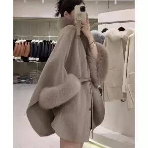 럭셔리 퍼 케이프코트 여성 울혼방 오트밀 S 세이블 밍크케이프