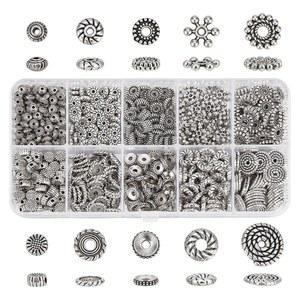 PH PandaHall 670pcs 앤티크 실버 스페이서 비즈 10 스타일 티베트 금속 비즈 플라워 플랫 원형 스페이서 팔찌 목걸이 귀걸이 장신구 DIY 공예 크리스마스 장식 파티 선물 5-10mm