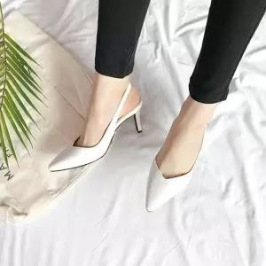 [하프클럽/]정장구두 국내제작 이쁜 스트랩 뾰족코 하이힐 라인이 슬링백