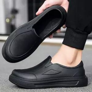 남자 깔끔한 디자인 비오늘날 캐주얼 스타일 짧은 로퍼 레인슈즈