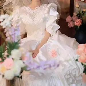 빈티지 웨딩드레스 스팽글 촬영 복고풍 컨셉 90년대