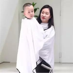 아기 머리 자르기 이발기 유아용바리깡 엄마랑 아기랑 미용실