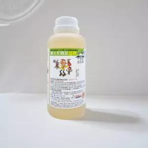 책벌레 퇴치 좀벌레 퇴치제 좀약 퇴치약 살충제 1L