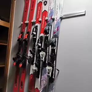 스키 벽걸이 진열대 브라켓 렌탈샵 전시 정리대 서핑보드