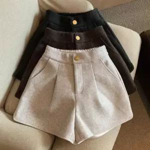 [라일리여성의류] Rly 하이웨스트 모직 뒷밴딩핀턱 하프팬츠 클래식