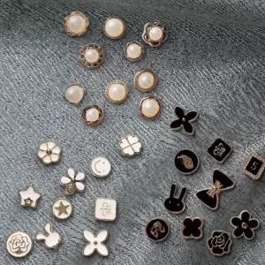 레이디 브로치 진주 10p 포인트 단추 큐빅 배지 펄