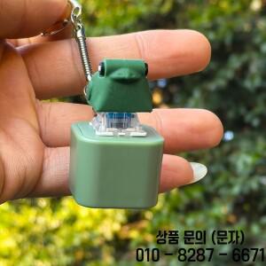 개구리 노크 장난감 키보드 키캡 조절기 래틀 버튼 사운드 키체인 장식 빛과 소리 펜던트