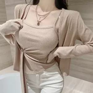 채핏 유라 꼬임나시+가디건 세트 섹시 글램 긴팔 tee 가디건 나시 꼬임 세트 니트 데일리룩