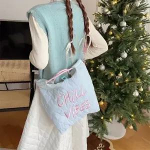 /다잇템 여자 바이브 무드 토트 누빔 크로스백