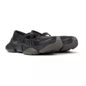 [캠퍼 공식] 26SS 여성 스니커즈 Karst 2 K201923-002