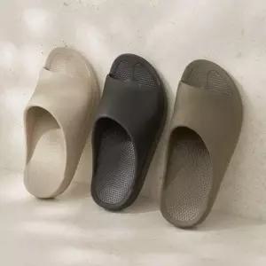 블랙 남성 슬리퍼 여성 아쿠아슈즈 거실화 여성슬리퍼 여름슬리퍼 남성슬리퍼 물놀이신발