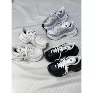 아디다스 오즈베누즈 W 퀼팅 플랫폼 샤넬 맛 스니커즈 HQ2643  KJ3971