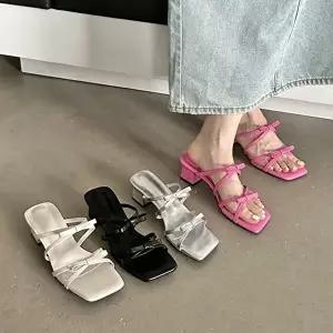 리본포인트 스퀘어토 슬리퍼 힐 미들힐 구두 여자-WFIYWOL