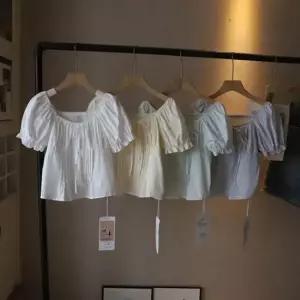 [라일리여성의류] Rly 셔링 러블리 여성 스퀘어넥 반팔 블라우스