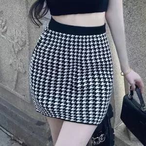 [오노마] ONM 하운드투스 미니 스커트 허리 밴딩 허벅지 군살 커버 (S11577396)