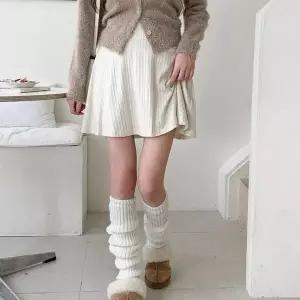 [셀러허브]여자 FW 스웨터 자가드 후레아 쁘띠 스커트 (S23693727)