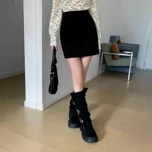 [하프클럽/다잇템]여성 가을겨울 보온 짧은 세무 치마