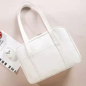 스퀘어 사각 여성 레더 숄더백 가방 아이보리 (WFKDXK5)