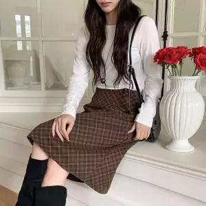 [다잇템] 여성 격자 FW 무릎미디 스커트