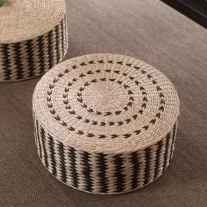 쿠션 소품 라탄 카페 바닥 스툴 홈센스 인테리어 방석