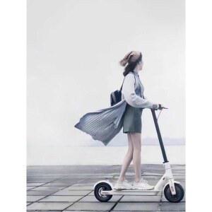 전동스쿠터 대리운전 기사 오토바이 킥보드 블랙 출근 접이식 보드 의자 입문 바이크