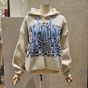 [메종블랑쉬](대구신세계)호피나염후드니트 M261JSW109D